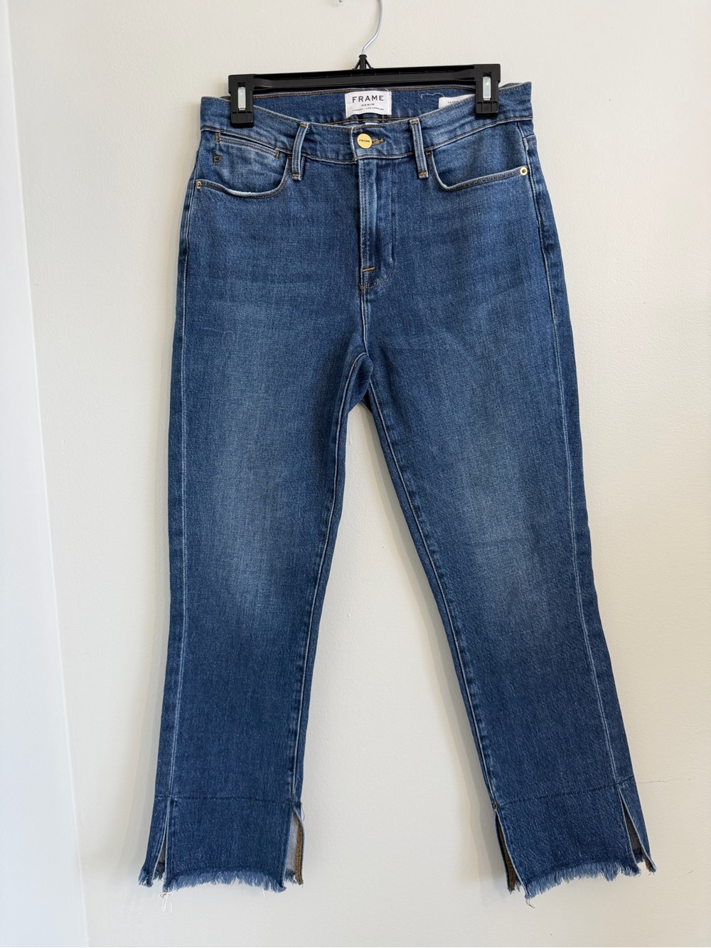 Frame Le High Straight Denim Raw-Hem Ankle Skinny Jeans in Blue